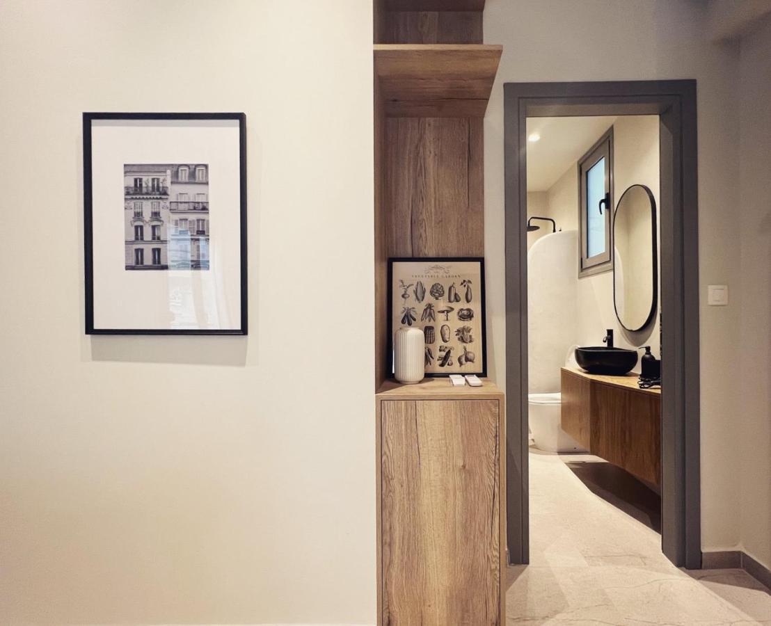 Luxurious Wooden Detail Flat In Center * Chalkida
