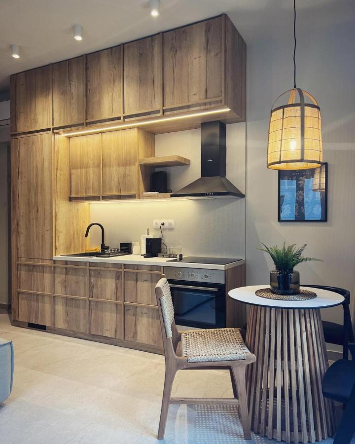 Luxurious Wooden Detail Flat In Center Apartment *